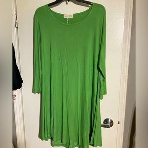 Larace women’s 3/4 sleeve casual loose long top NWT Green size large